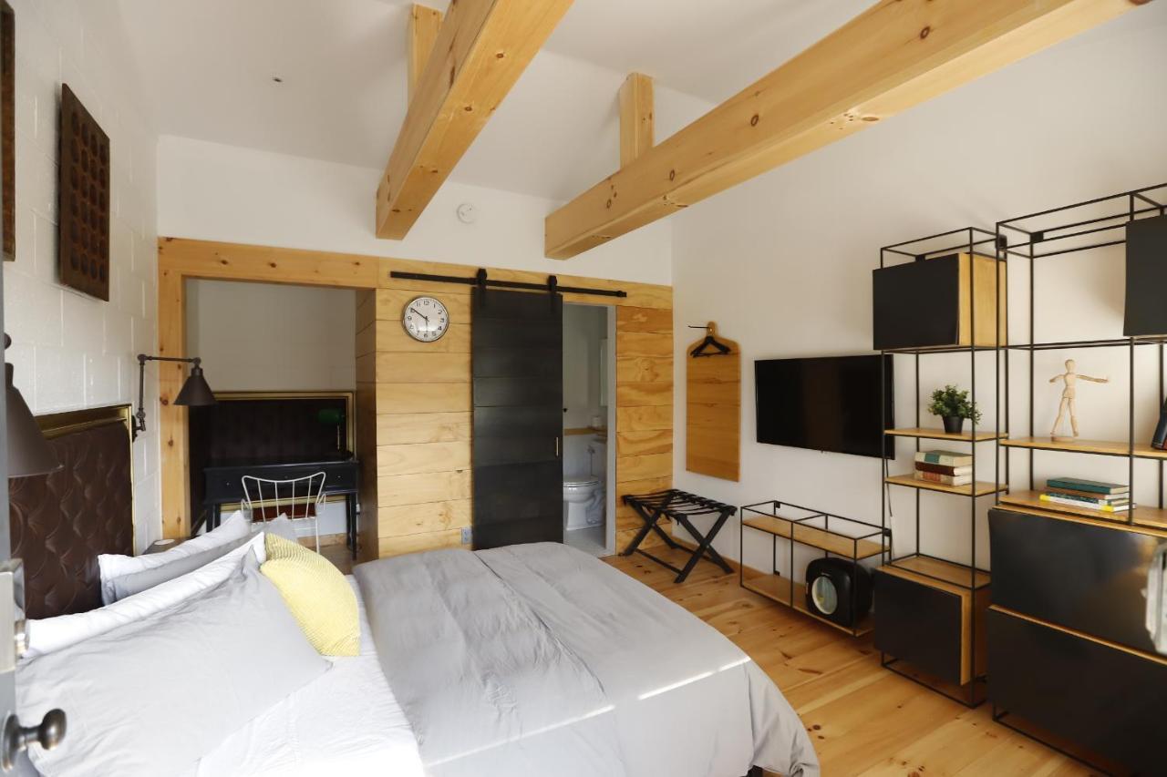 The Vine On Main Motel Stamford ภายนอก รูปภาพ